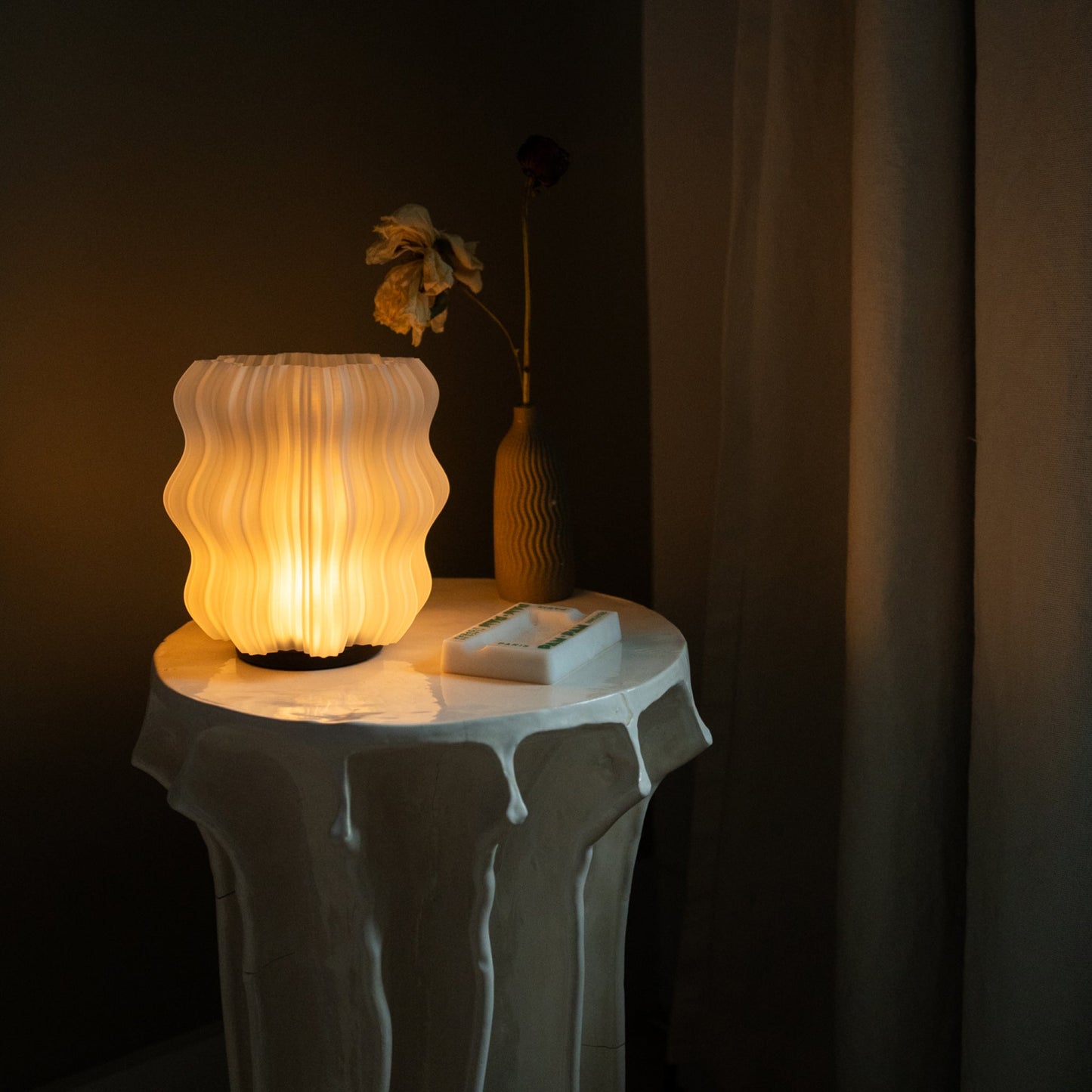 Cordless Mini Wavy Lamp - USB-C Rechargeable Table Lamp 80Hr