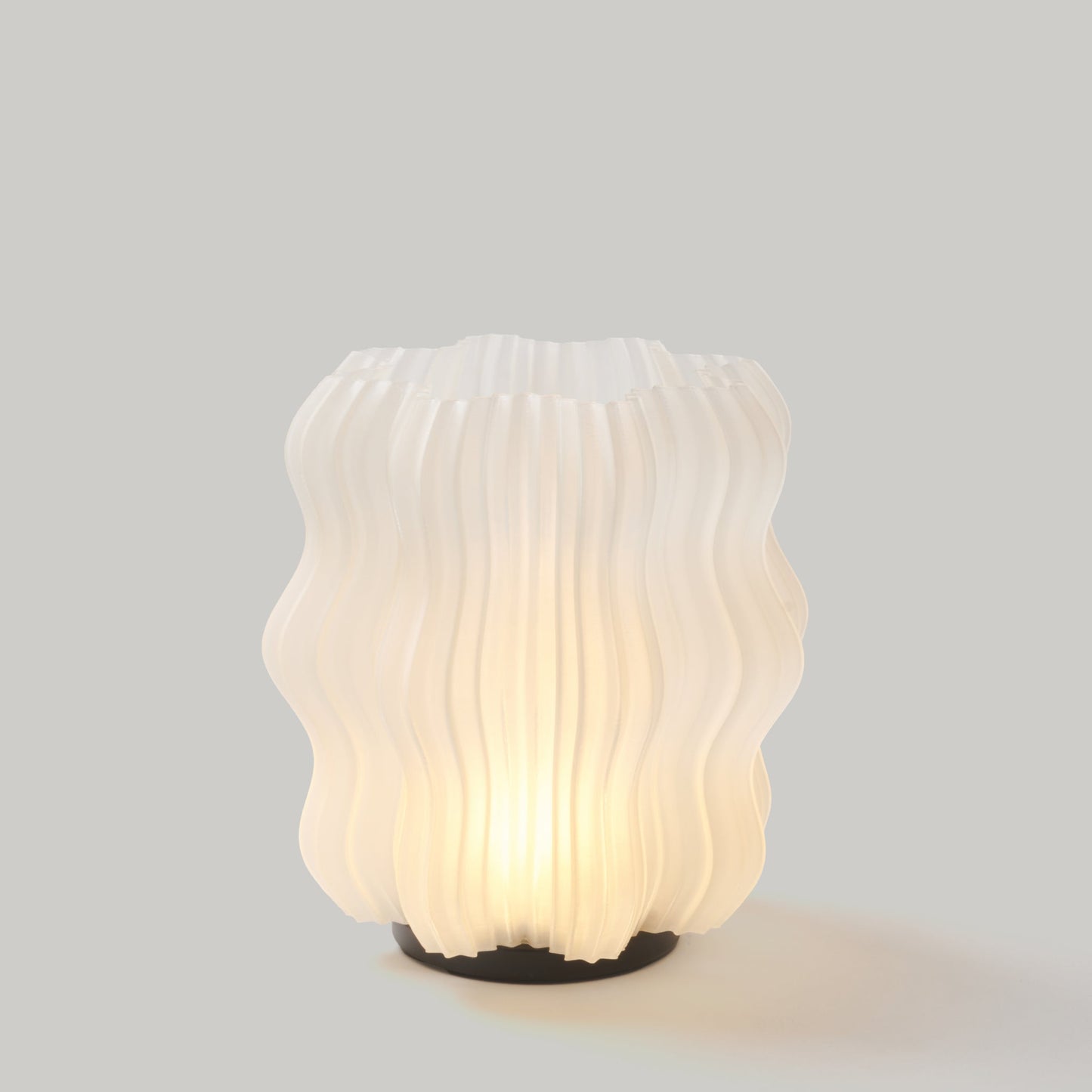 Cordless Mini Wavy Lamp - USB-C Rechargeable Table Lamp 80Hr
